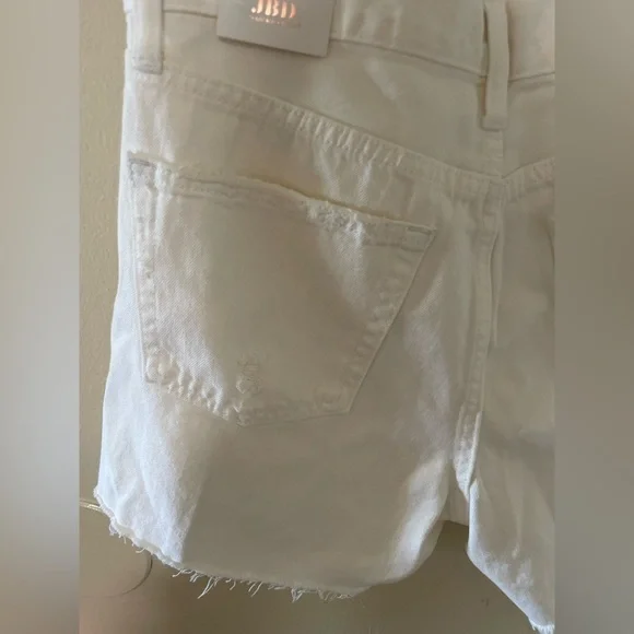 ✨NWT JBD White Denim Distressed Shorts Size M - Picture 12 of 13